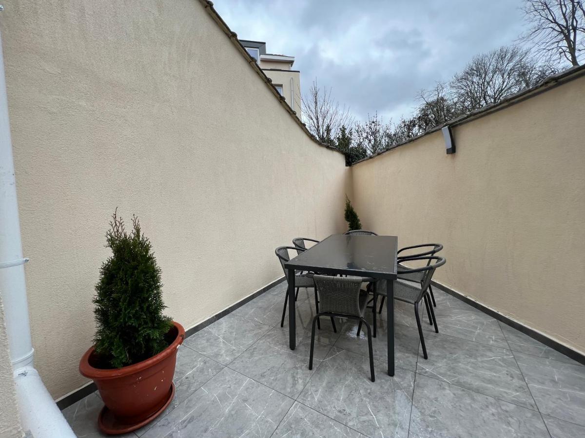 Design Europarlament Apartment With Private Terrace Bruxelles Exterior foto